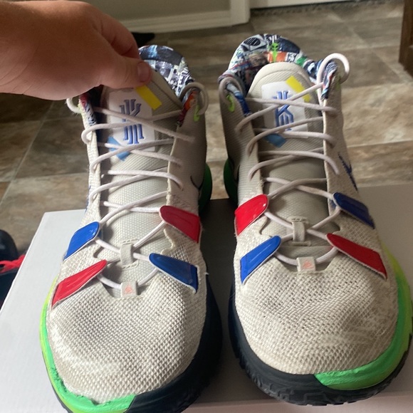 Kyrie 7 Vision Basketball Shoes - Picture 7 of 7